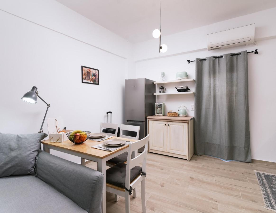 Central Apartments “Evanthia” Pitsidia Ngoại thất bức ảnh